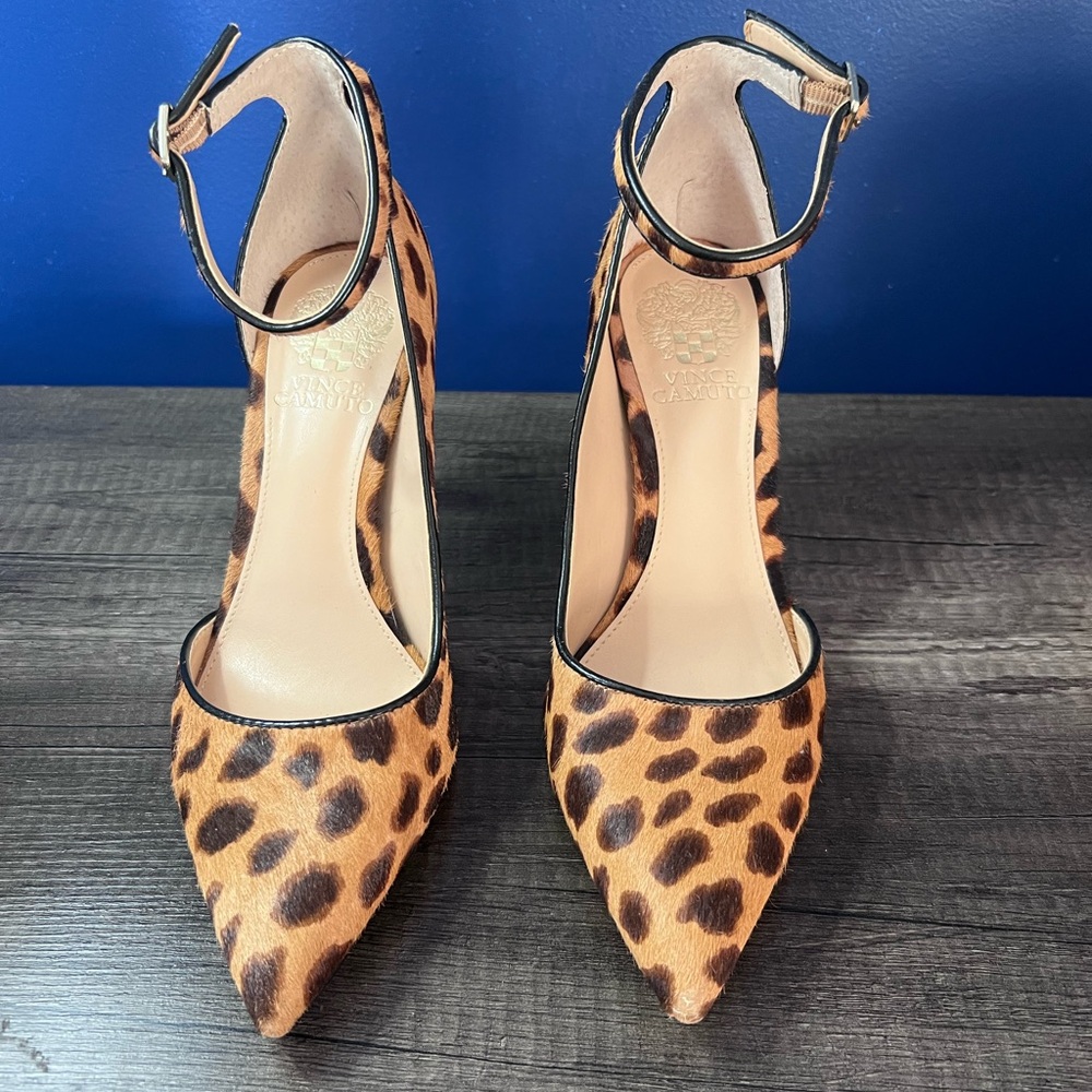 Beautiful Franco Sarto Leopard Ankle Straps Pumps. Size  7 or 37 1/2.